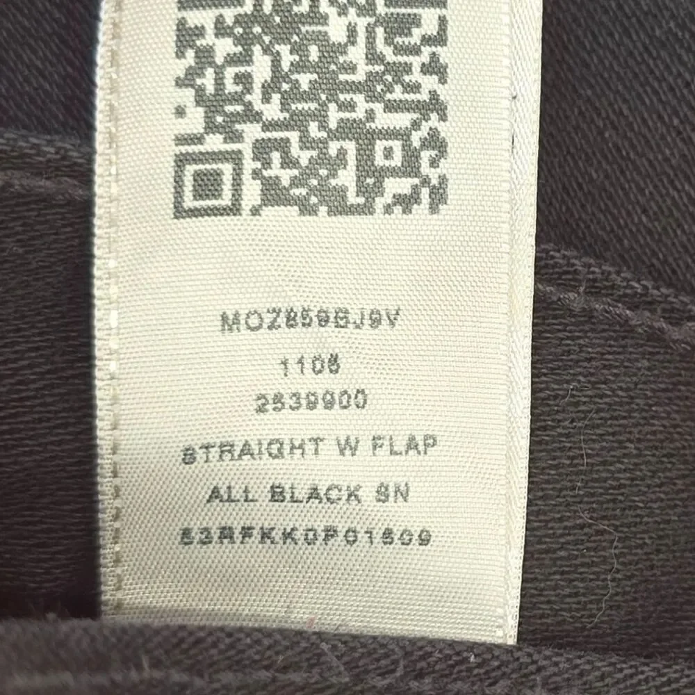 True Religion Black Jeans with Signature Pocket Stitching